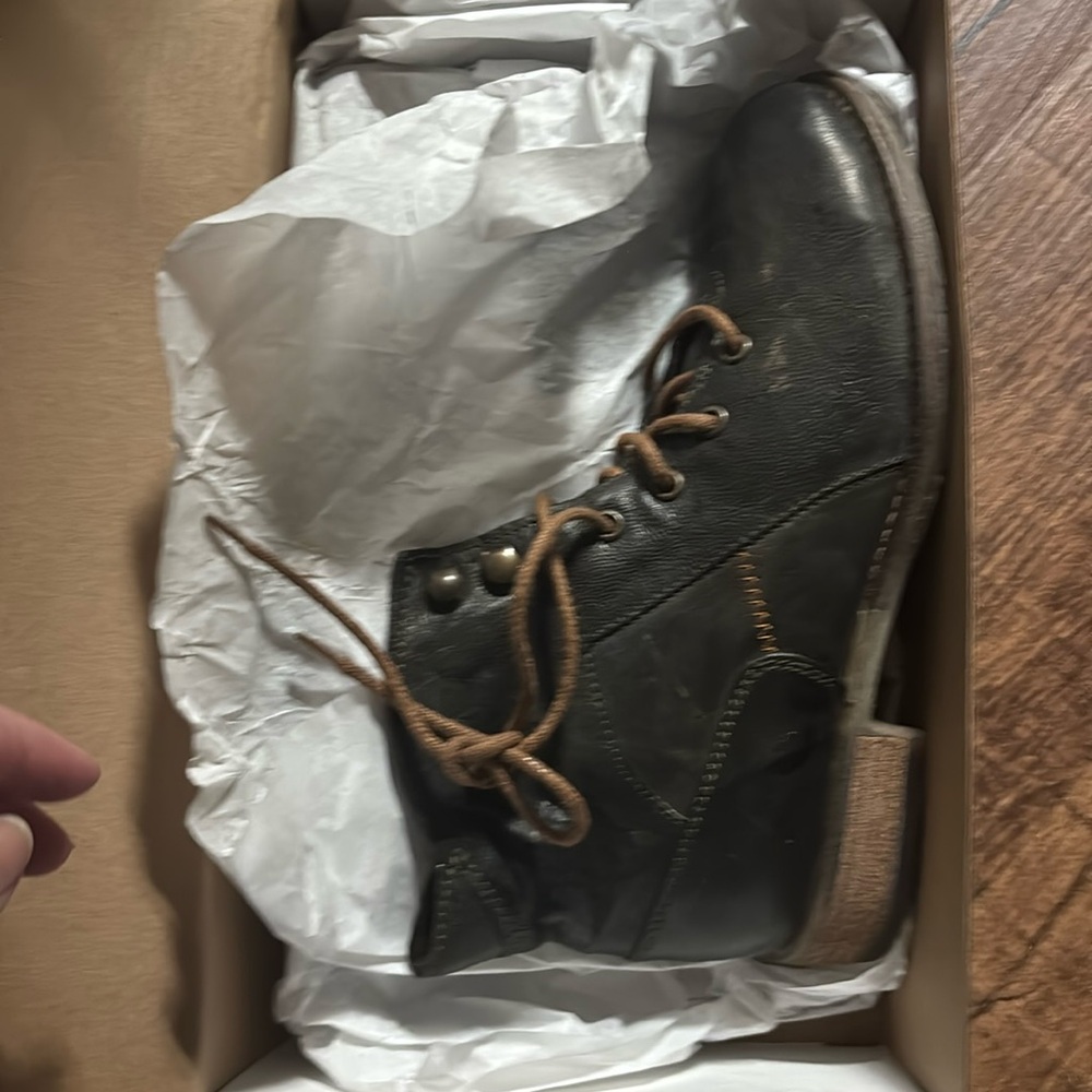 Brand new woman’s size 37 Josef seibel boots